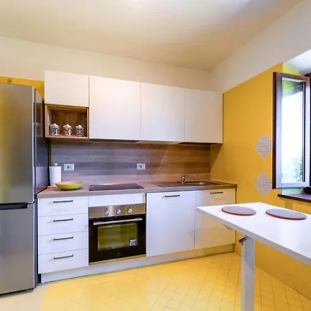 R37 - Casa Tamarina . Apartment