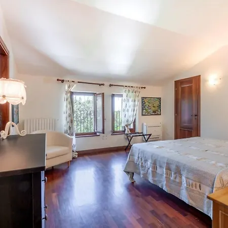 R37 - Casa Tamarina * Numana