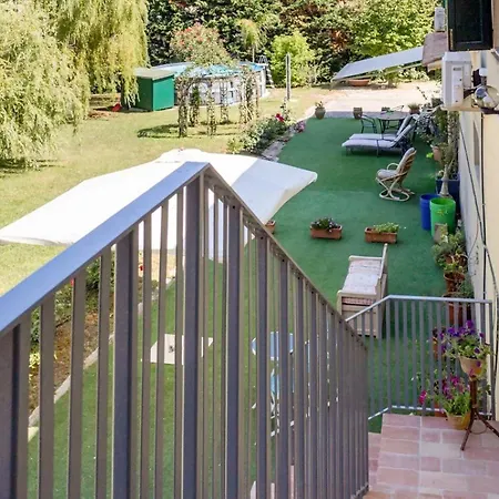 R37 - Casa Tamarina . Apartamento Numana